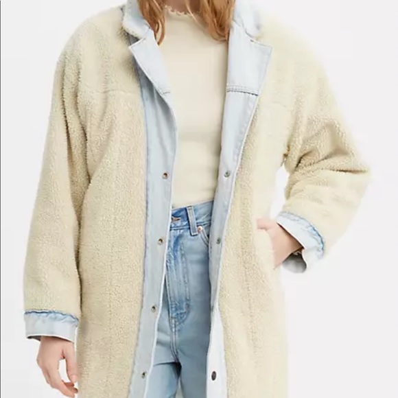 NWT Levi’s Reversible Faux Sherpa Denim Trucker Coat Size Medium - Picture 9 of 12